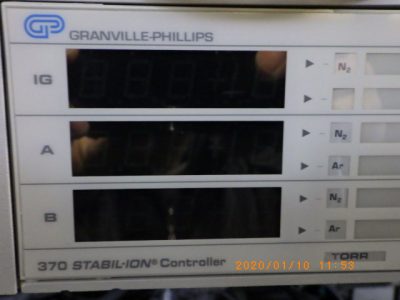 イオンゲージコントローラー 370 STABIL-ION CONTROLLER 写真2