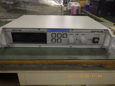 イオン電源 IBS700 写真1