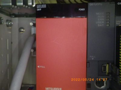 シーケンサー Q61P 写真1