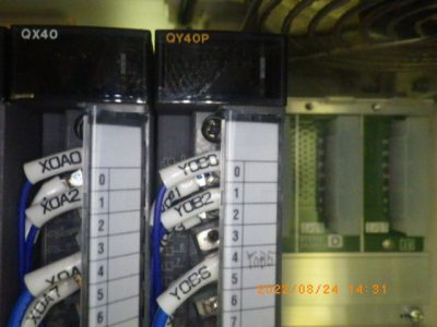 シーケンサー QY40P 写真1