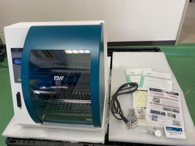 全自動核酸抽出装置 magLEAD 12gC 写真1