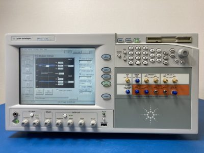 高速シリアル・パルス・データ・ジェネレータ 13GHz 81142A 写真2