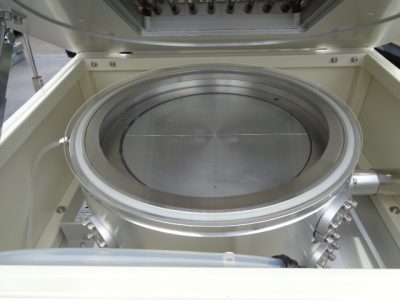 VUV真空キュア装置 UVR-200 写真3