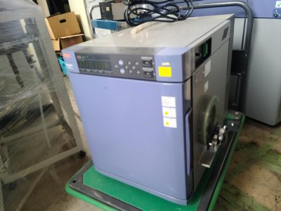 ヒートサイクル恒温器 SU-241 写真3