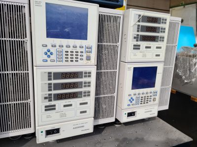 アナライジング交流電源装置 AA2000XG 写真2