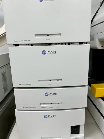 反射分光膜厚測定装置 FE-3000 写真1