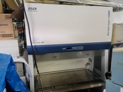 バイオクリーンベンチ BCB-4E7 写真2