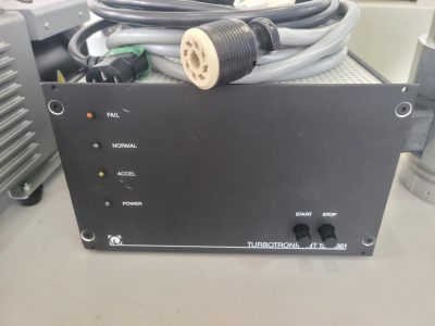 ターボ分子ポンプ／コントローラー／接続ケーブル TURBO VAC 151 写真4