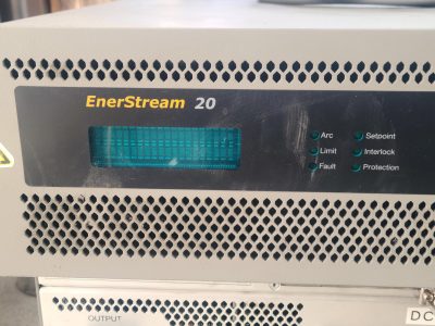 スパッタ電源 EnerStream20 写真5
