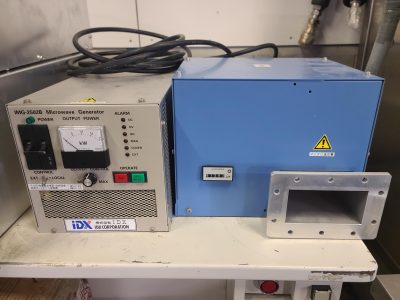 マイクロ波発振器／電源 IMG-2502B 写真3