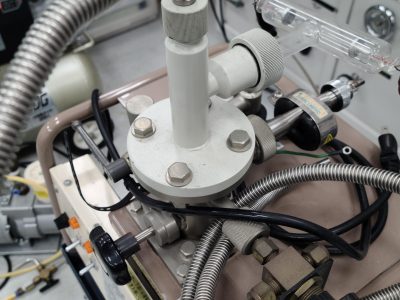 真空排気装置 VPC-050 写真3