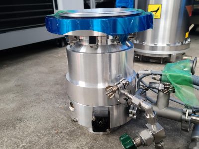 ターボ分子ポンプ TURBOVAC 361 写真6