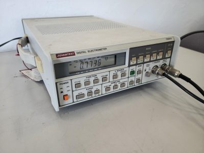 デジタル・エレクトロメーターDIGTAL TR8652 写真2