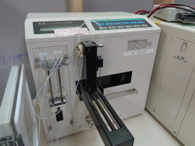 イオンクロマトグラフ IA-100 (Ion Analyzer) オートサンプラー ICA-5450 写真5