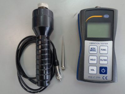 振動計 VT 2700 写真1