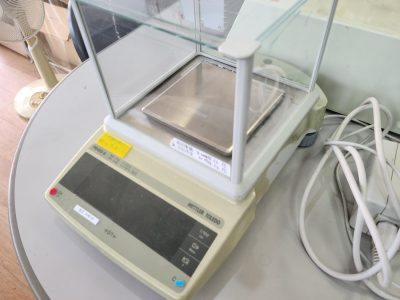電子天秤 PG403-S 写真3