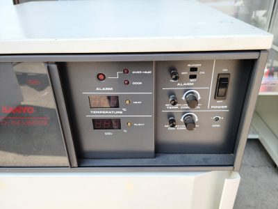 CO2インキュベーター MCO-96 写真2