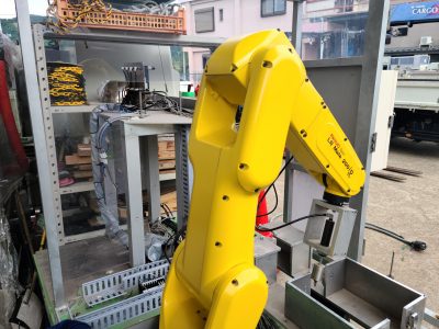6軸ロボットアーム LR Mate 200iD/7L 写真3