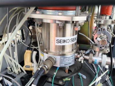 ターボ分子ポンプ STP-451 写真2