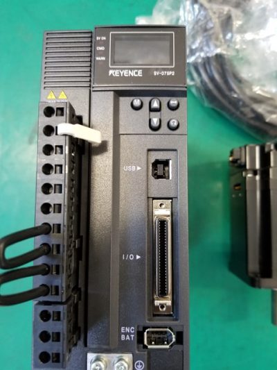 ＡＣサーボシステム＋モーター キーエンス　Keyence SV-075P2＋SV-M075CK