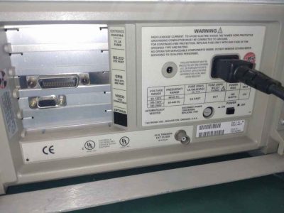 デジタルオシロスコープ テクトロニクス　Tektronix TDS420A