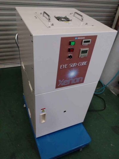 小型光照射試験装置　EYE SUN-CUBE Xenon 岩崎電気 SCX400/1-1