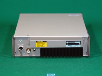 周波数変換器 MH669B 写真3