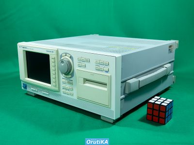 WT1600デジタルパワーメータ 7601-01(WT1600) 写真2