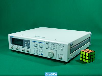 FM多重信号発生器 MSG2174 写真2