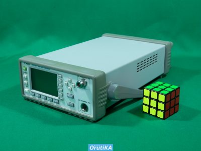 パワーメータ E4418B 写真2