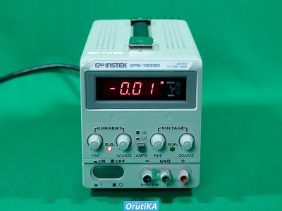直流安定化電源 GPS-1830D