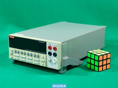 デジタルマルチメータ データアクイジション/マルチプレクサモジュール 2700/7708 写真2