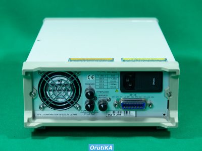 DCV・A発生器/モニタ R6240A 写真3