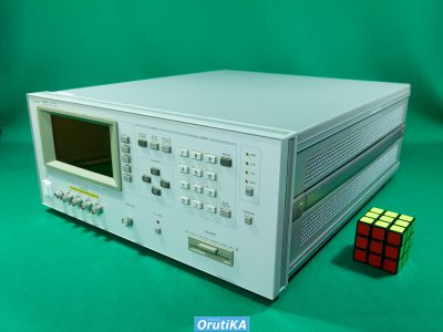 プレシジョン LCRメータ 4284A 写真2