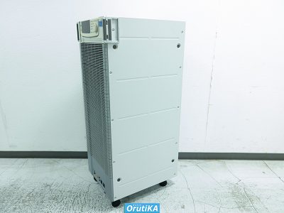 交流安定化電源 PCR6000LA 写真2