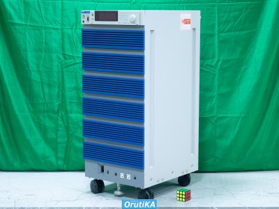 交流安定化電源 PCR6000LE 写真2