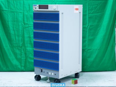 交流安定化電源 PCR6000LE 写真2