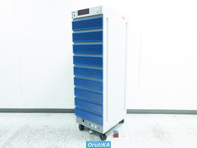 交流安定化電源 PCR9000LE 写真2