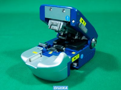 ハンディ光ファイバカッター FC-7R-M 写真3