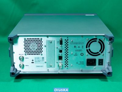 スペクトラムアナライザ N9320B 写真3