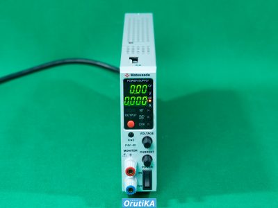 直流安定化電源 NEW P4K-80LDe 写真1