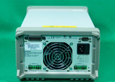 デュアル出力直流安定化電源 NEW E3646A 写真3