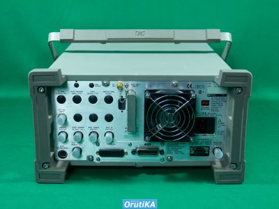 スペクトラムアナライザ NEW 8594E 写真3