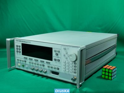 シンセサイズド スイープジェネレーター NEW 83630B 写真2