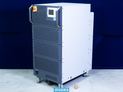 大容量直流電子負荷 QL-D-20K-1K 写真2