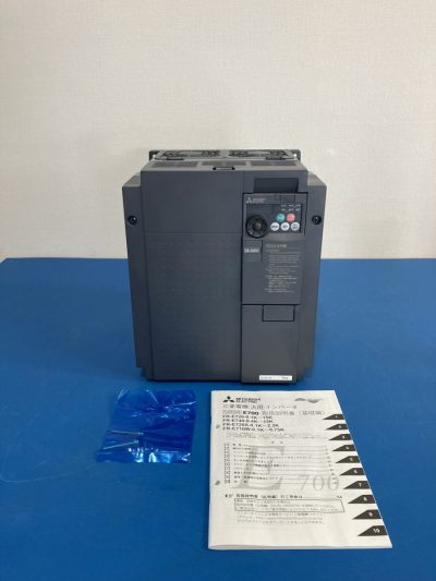 小形インバータ シリーズ 三相200V FR-E720-15K 三菱電機 Mitsubishi FREQROL-E700