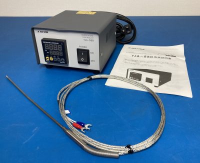 デジタル高精度温度調節器 TJA-550K 写真1
