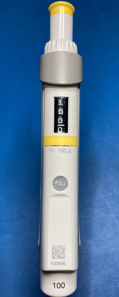 Research plus シングルチャンネル ピペット 10～100μL 3123000047 写真2
