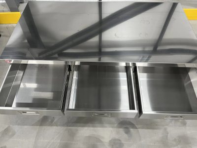 ステンレス実験台（引き出し３個） ★美品 2023年購入品★ SKM-150Z 写真3