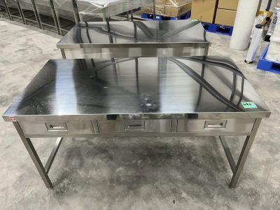 ステンレス実験台（引き出し３個） ★美品 2023年購入品★ SKM-150Z 写真3